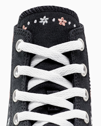 Black / White Converse Chuck Taylor All Star Petite Petals Women Sneakers Canada | C-47650929