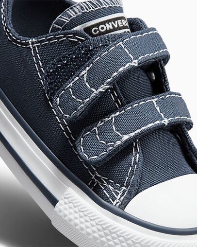 Navy / White Converse Chuck Taylor All Star 2V Kids' Canvas Shoes Canada | C-35069479