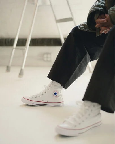 White Converse Chuck Taylor All Star Kids' Canvas Shoes Canada | C-23641789