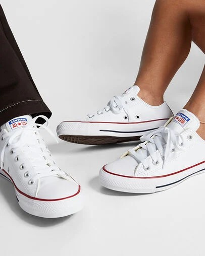 White Converse Chuck Taylor All Star Leather Women Tennis Shoes Canada | C-24185399