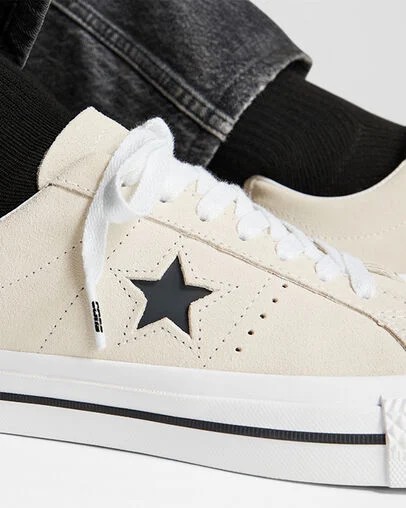 White / Black Converse CONS One Star Pro Suede Women Skate Shoes Canada | C-32471969