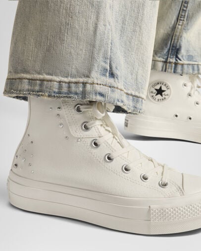 White / Black Converse Chuck Taylor All Star Lift Women Platform Shoes Canada | C-75340299