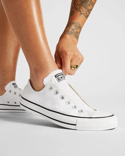 White / Black Converse Chuck Taylor All Star Men Slip On Shoes Canada | C-41506399