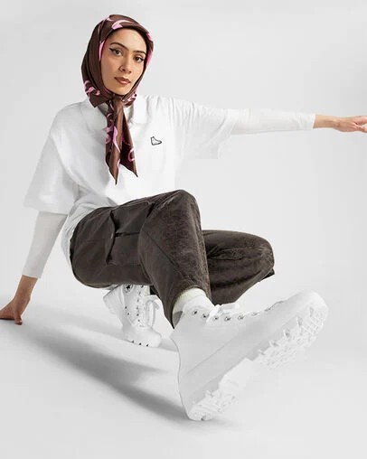 White / Black Converse Chuck Taylor All Star Lugged Leather Women Sneakers Canada | C-89213479
